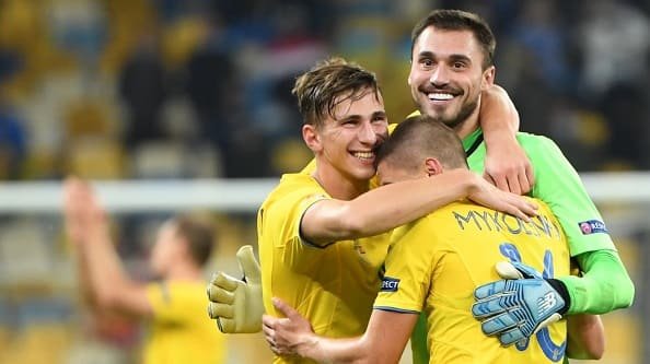 Украина прервала 15-матчевую серию Испании без поражений